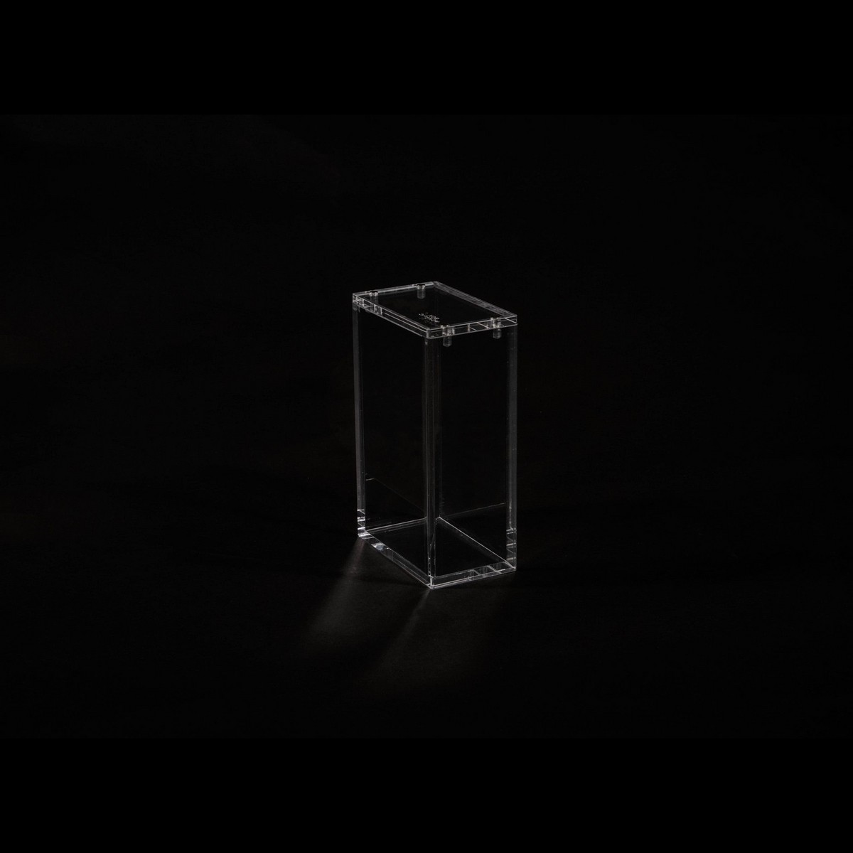 the-acrylic-box-japanische-booster-boxen-slim